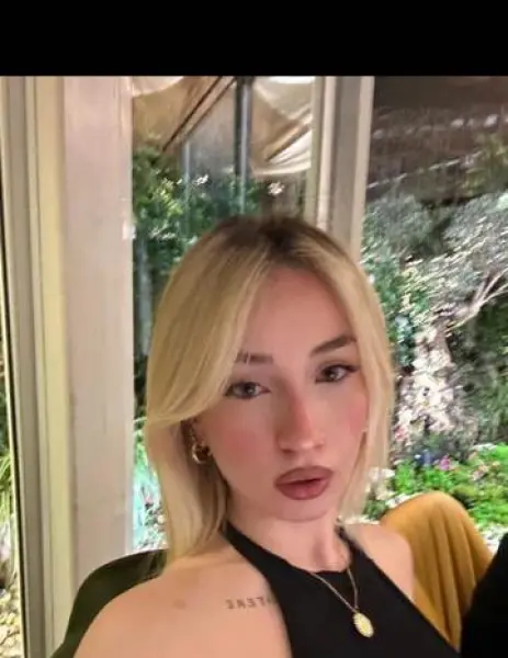 ARNAVUTKÖY Escort BERNA - Gerçek Fotoğraflı Doğrulanmış Profil ARNAVUTKÖY VIP Escort BERNA - Doğrulanmış Model